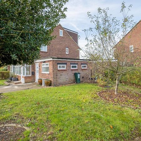 Kings House Apartment Hayes, West London Apt A Northolt  Εξωτερικό φωτογραφία