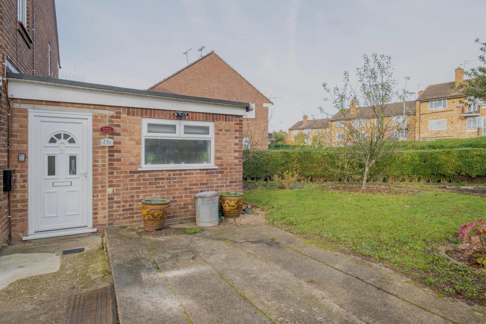 Kings House Apartment Hayes, West London Apt A Northolt  Εξωτερικό φωτογραφία