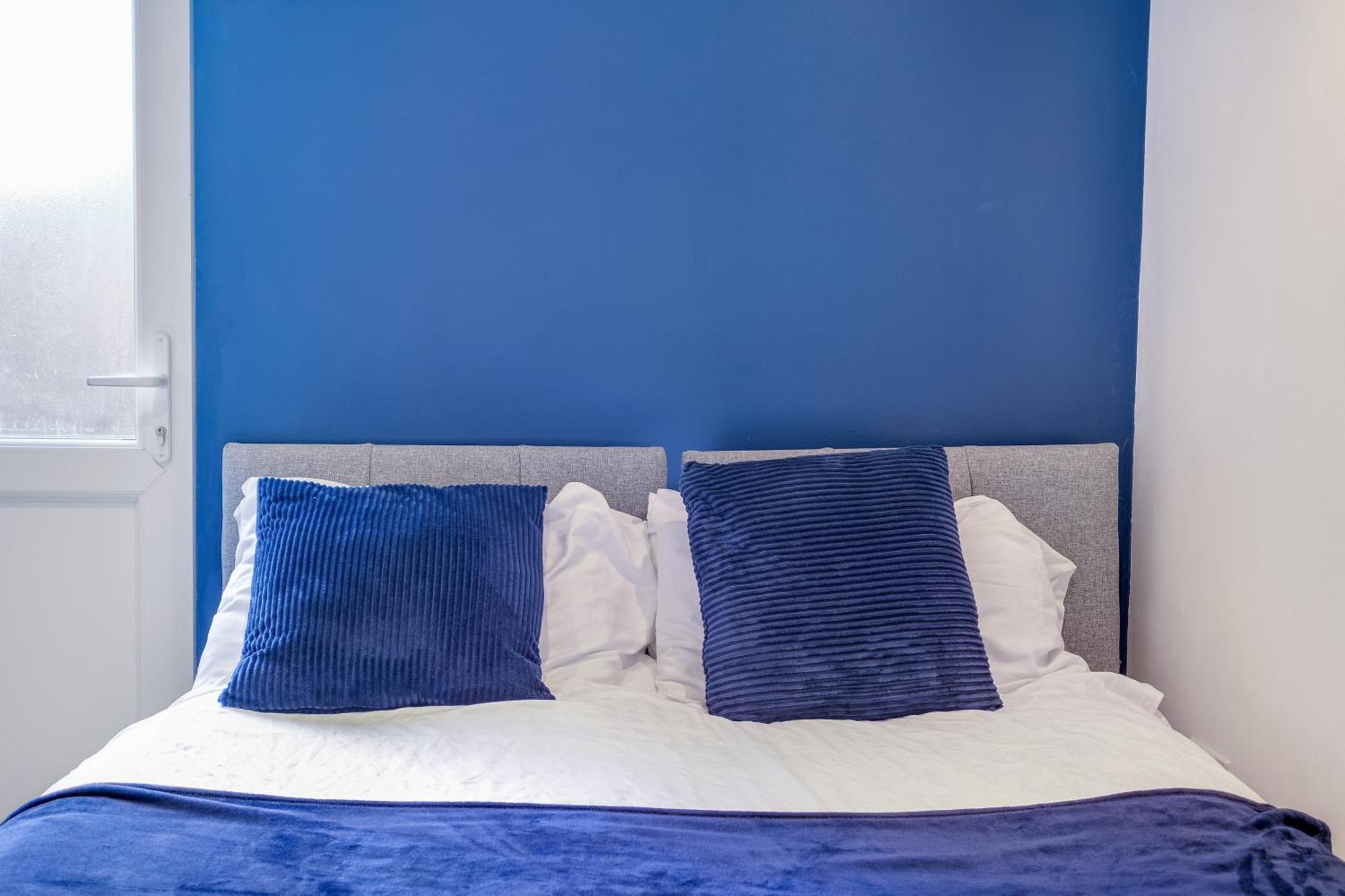 Kings House Apartment Hayes, West London Apt A Northolt  Εξωτερικό φωτογραφία