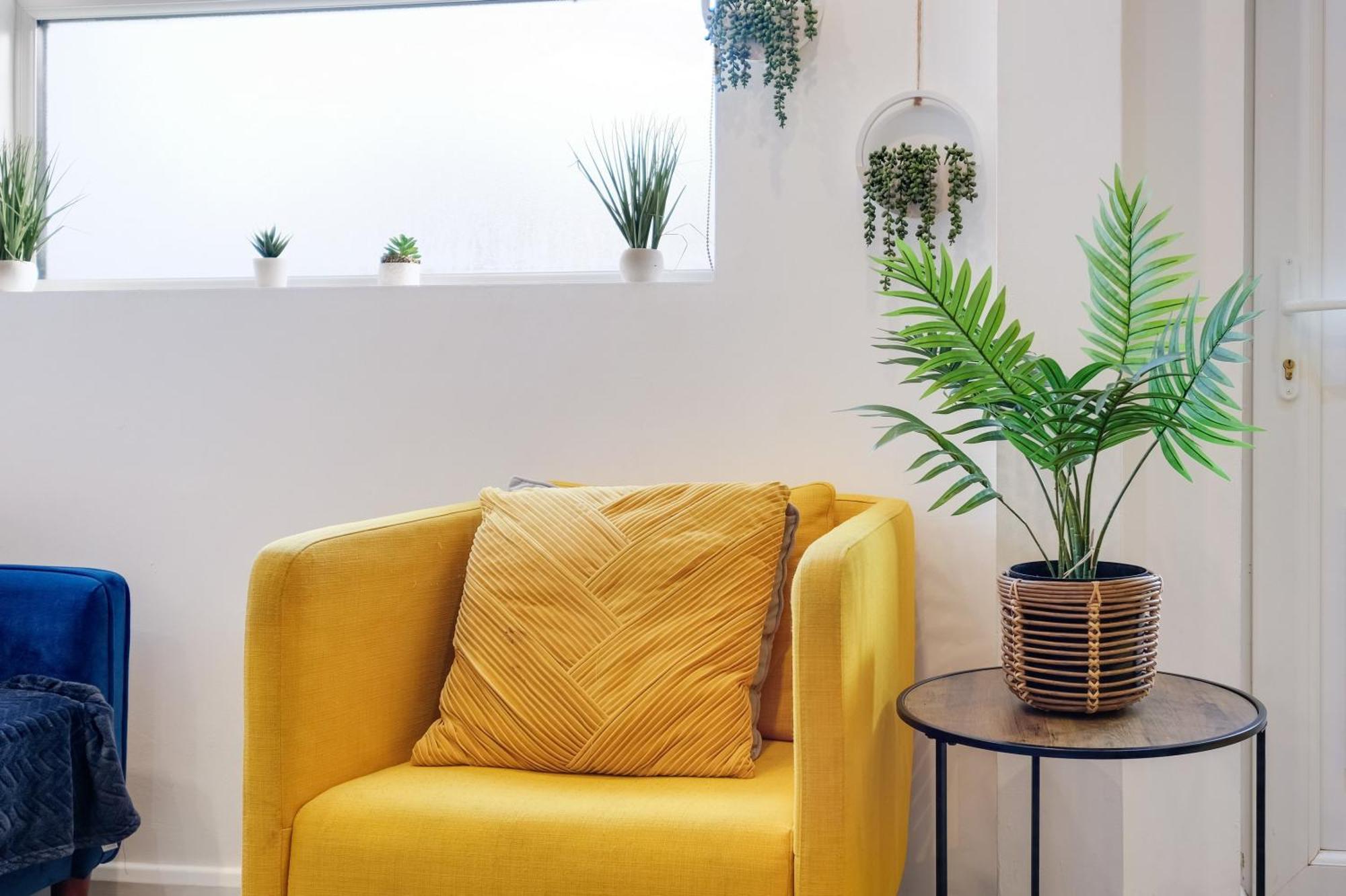Kings House Apartment Hayes, West London Apt A Northolt  Εξωτερικό φωτογραφία