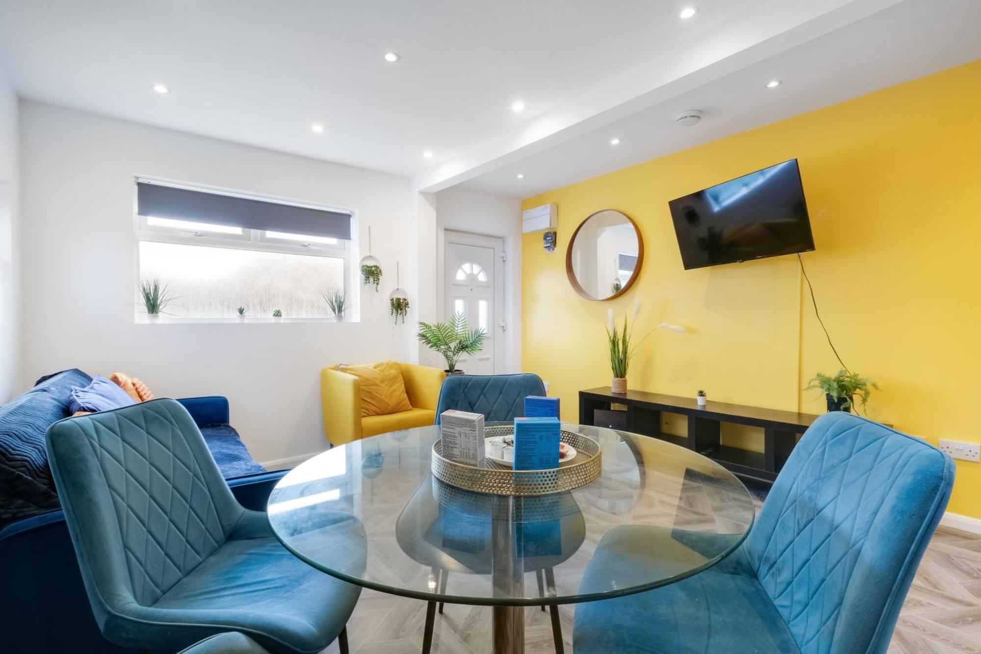 Kings House Apartment Hayes, West London Apt A Northolt  Εξωτερικό φωτογραφία